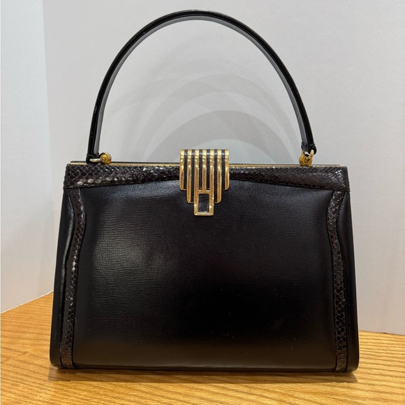 Handbags - Vintage Elegant Black Handbag with gold tone hardware